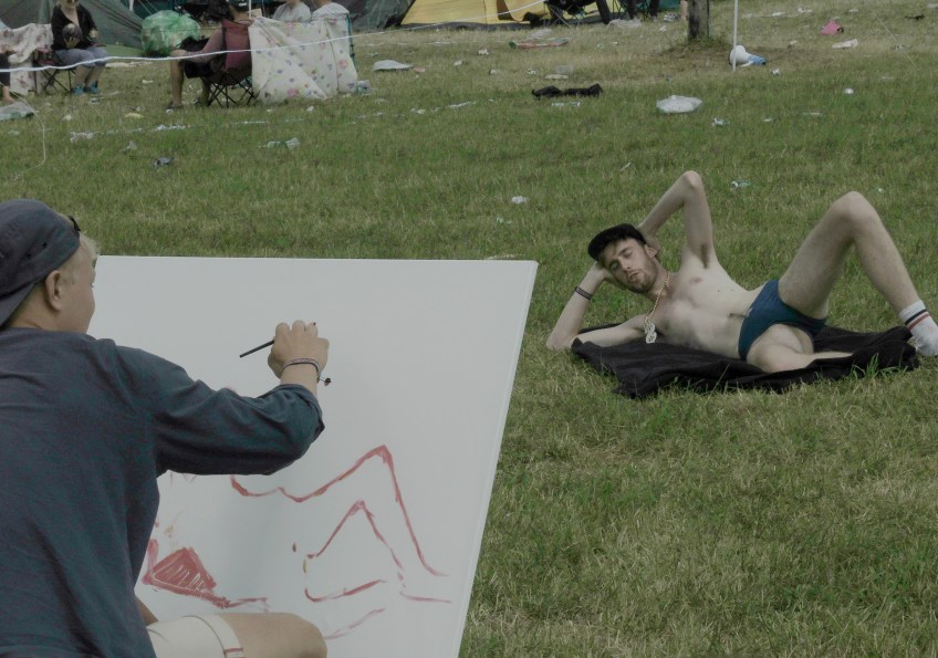 A model in waiting. Photo by Robin Elizabeth Herr