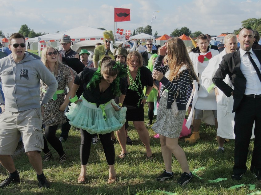 "When I dance they call me Macarena," Photo by Robin Elizabeth Herr